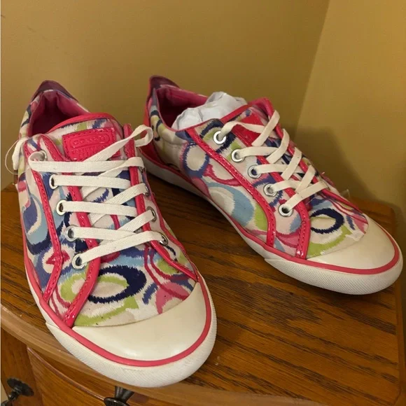 Coach Barrett Vibrant Pink and Cream Sneakers - Picture 4 of 10